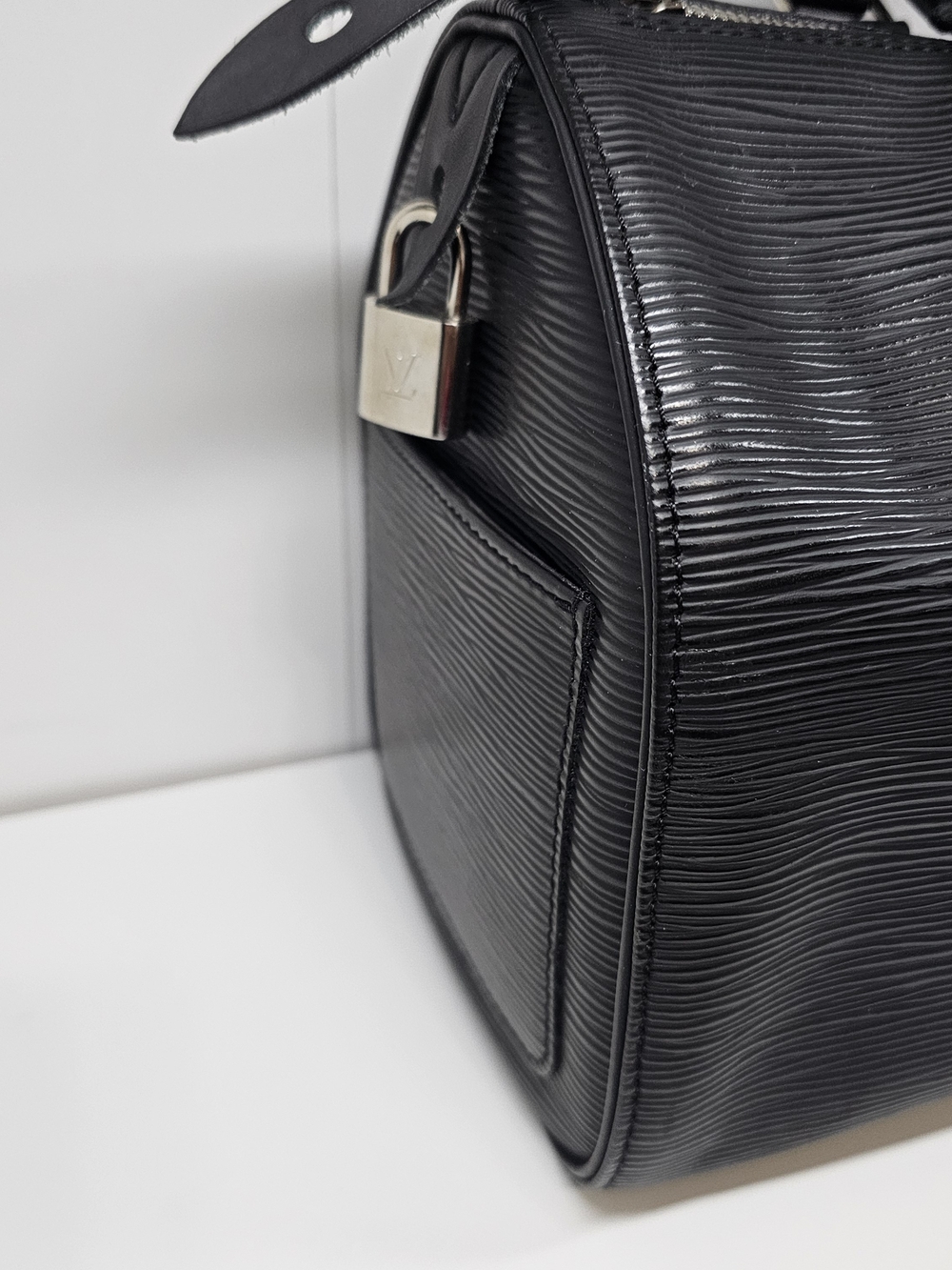 Louis Vuitton Epi Black Structured Leather Travel Holdall Bag - Picture 5 of 16